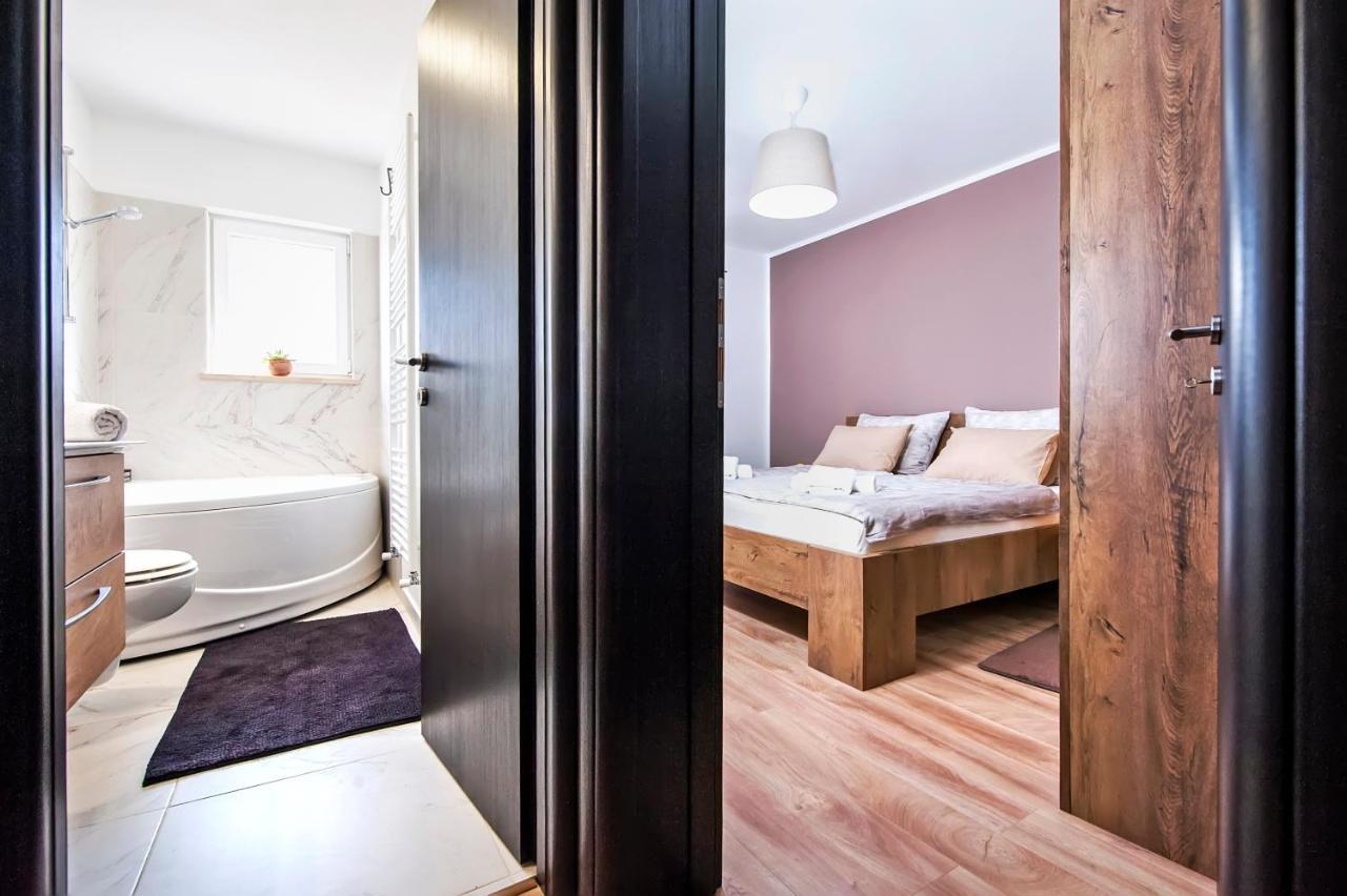 Apartment Miral 로비니스코 셀로 외부 사진