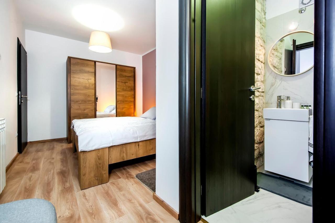 Apartment Miral 로비니스코 셀로 외부 사진