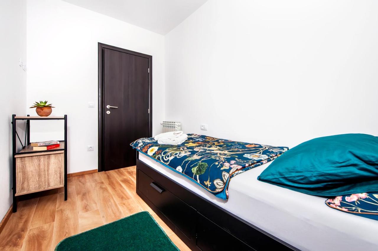 Apartment Miral 로비니스코 셀로 외부 사진